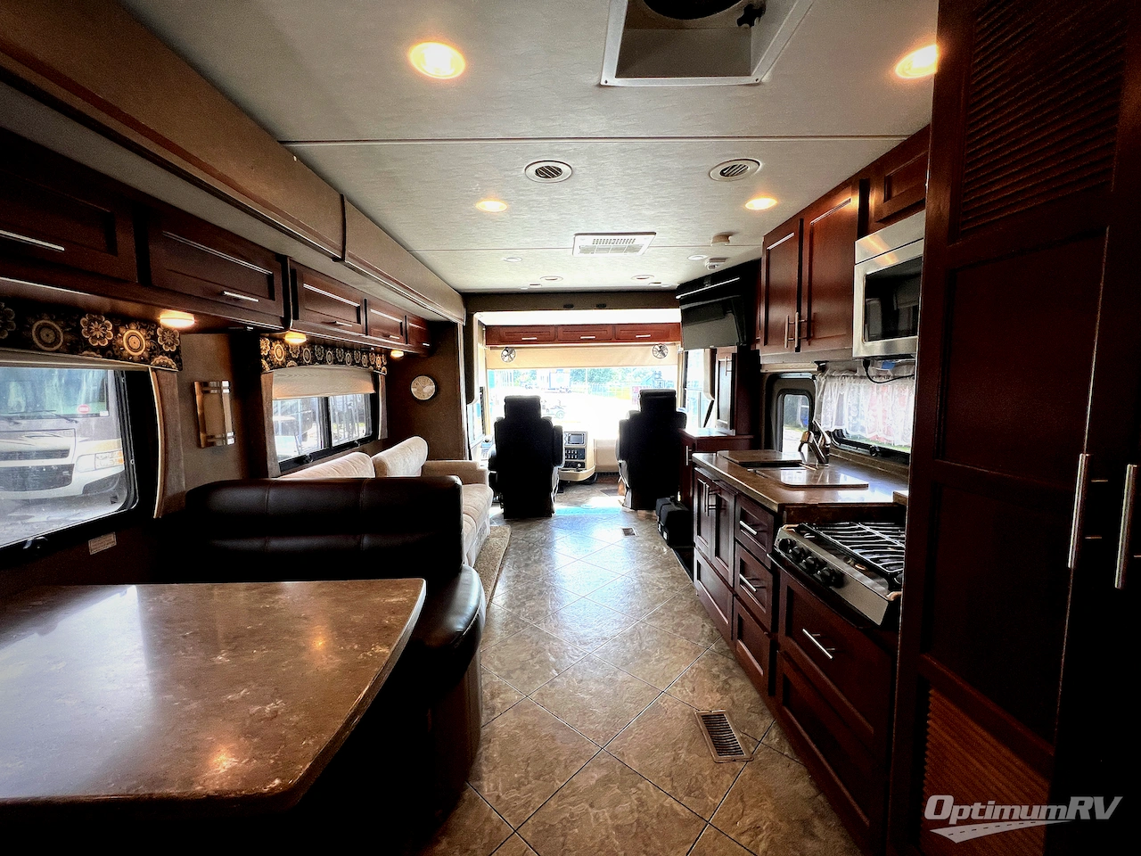 2015 Forest River Legacy SR 300 360RB Photo 5