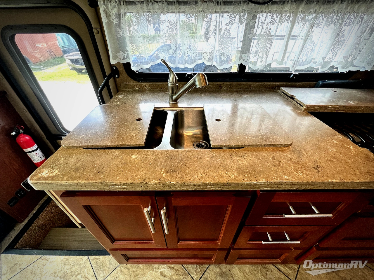 2015 Forest River Legacy SR 300 360RB Photo 11