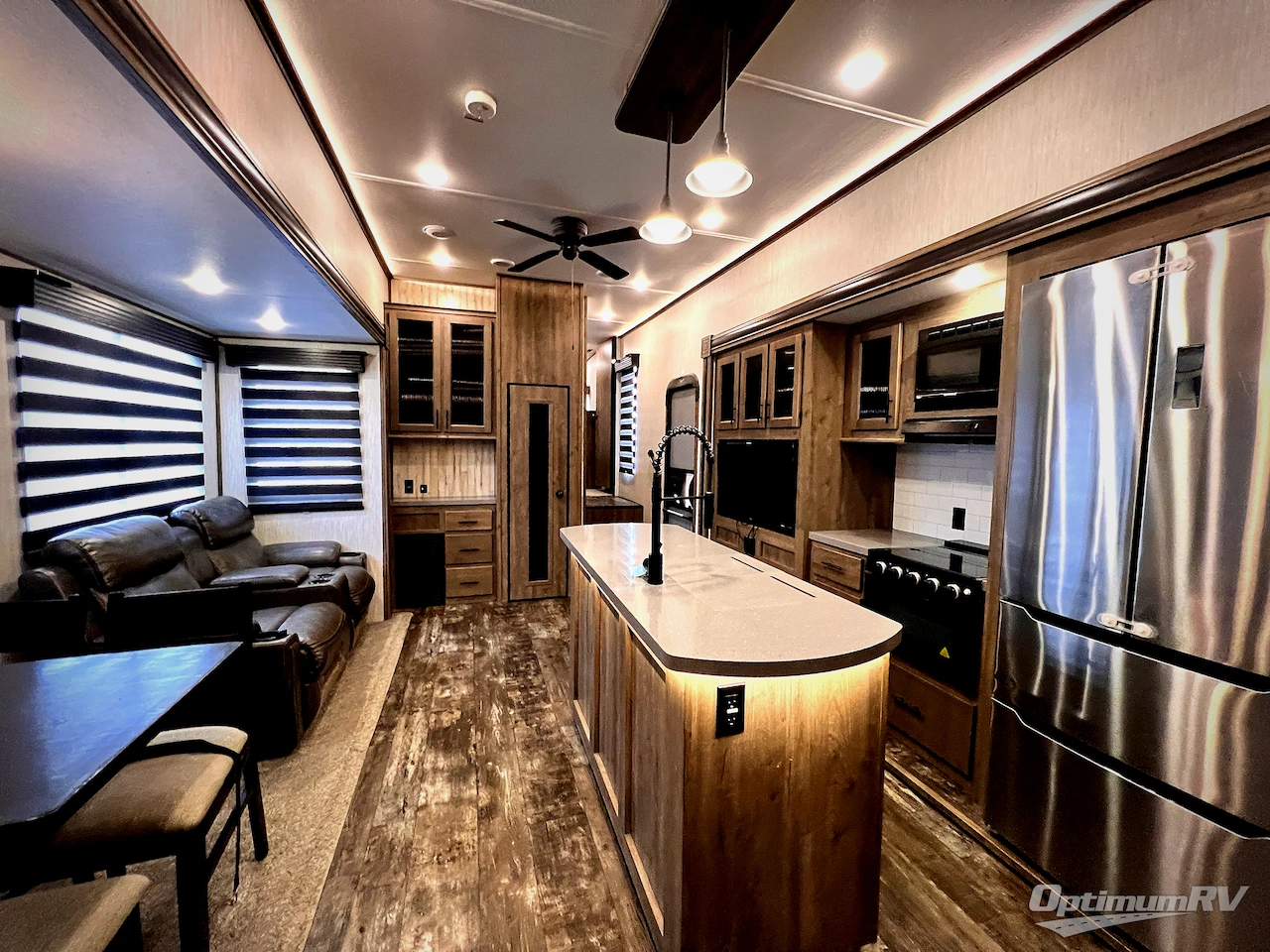 2020 Forest River Sabre 38DBQ Photo 4