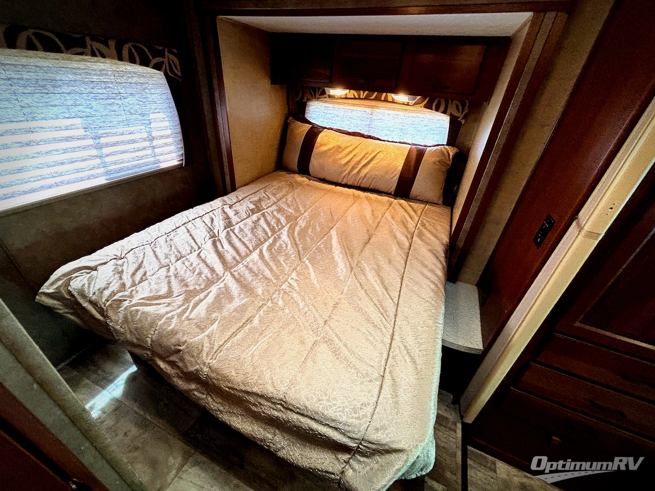 2016 Forest River Forester LE 2251SLE Chevy Photo 17