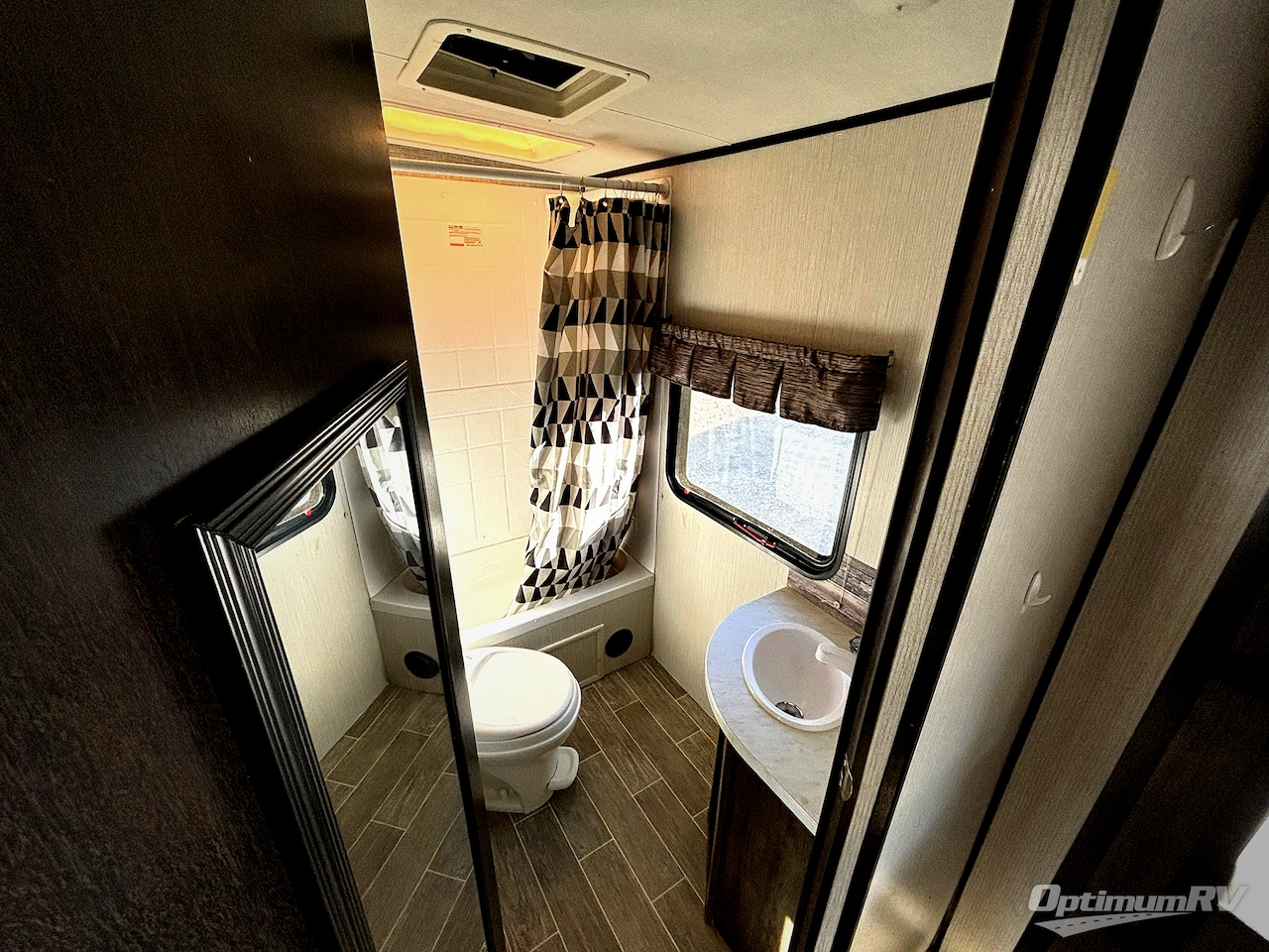 2020 Heartland Mallard 26 Photo 8