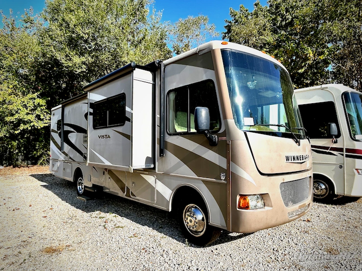 2014 Winnebago Vista 30T RV Photo 1
