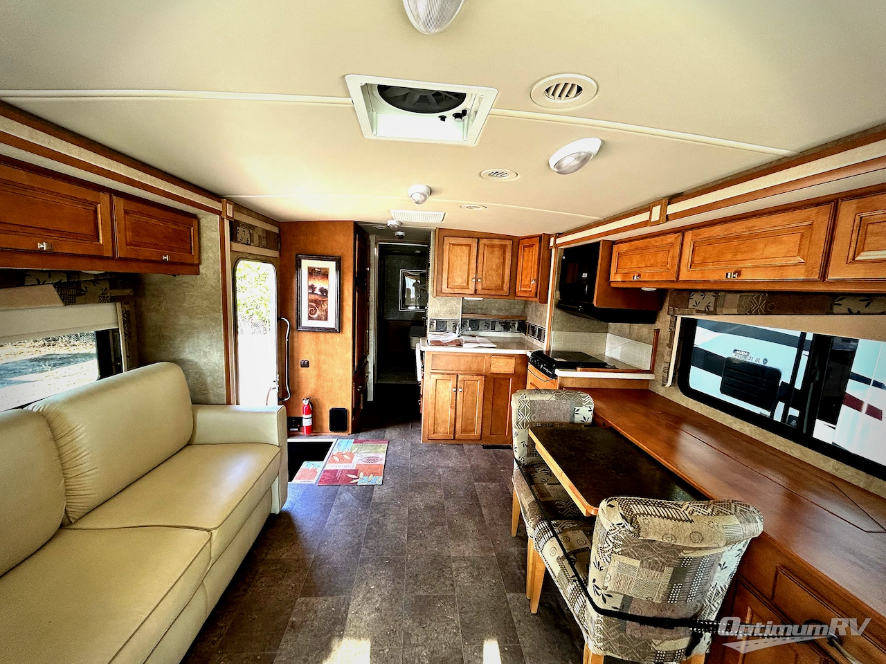 2014 Winnebago Vista 30T Photo 4