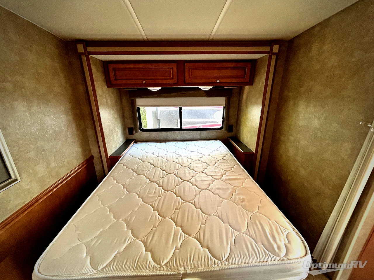 2014 Winnebago Vista 30T Photo 14