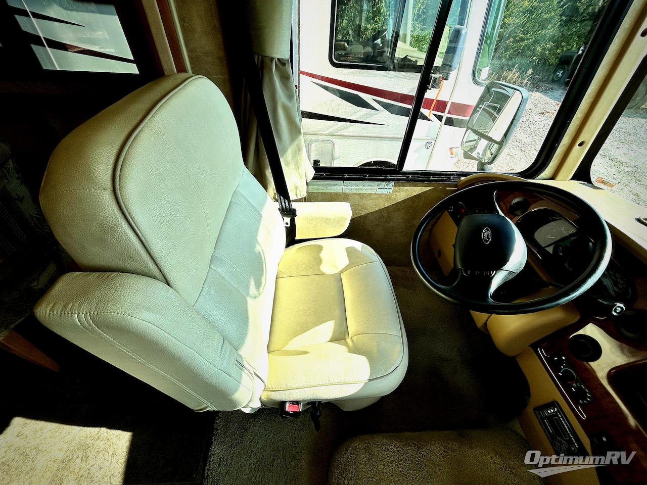 2014 Winnebago Vista 30T Photo 16