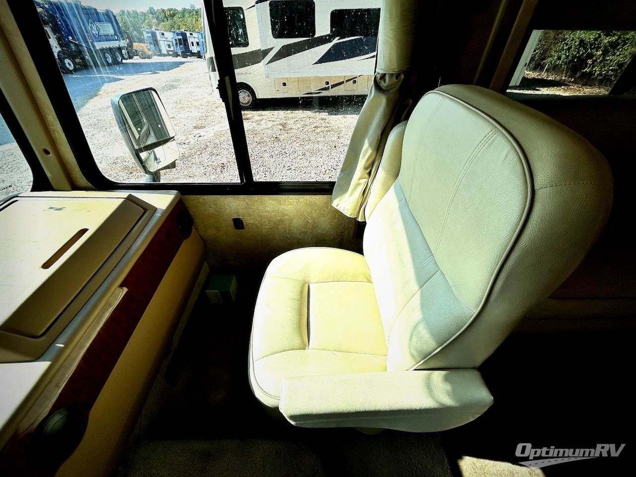 2014 Winnebago Vista 30T Photo 17