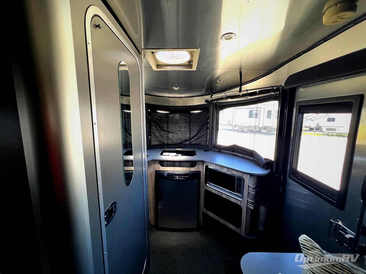 2019 Airstream Basecamp 16X Photo 5