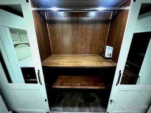 2017 DRV Luxury Suites Mobile Suites Aire MSA 40 RV Photo 4