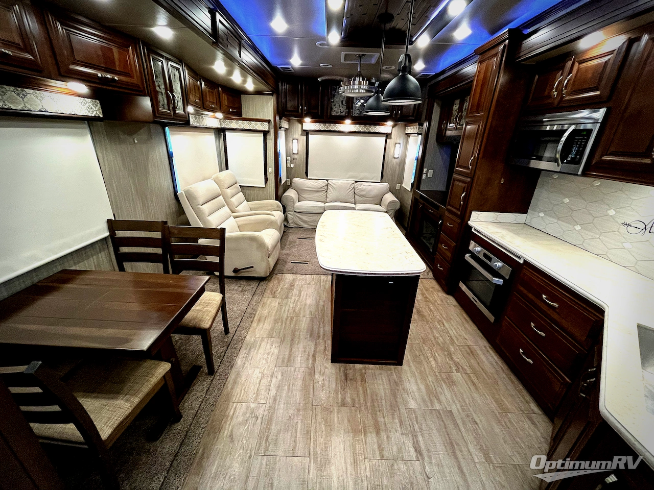 2017 DRV Luxury Suites Mobile Suites Aire MSA 40 Photo 4