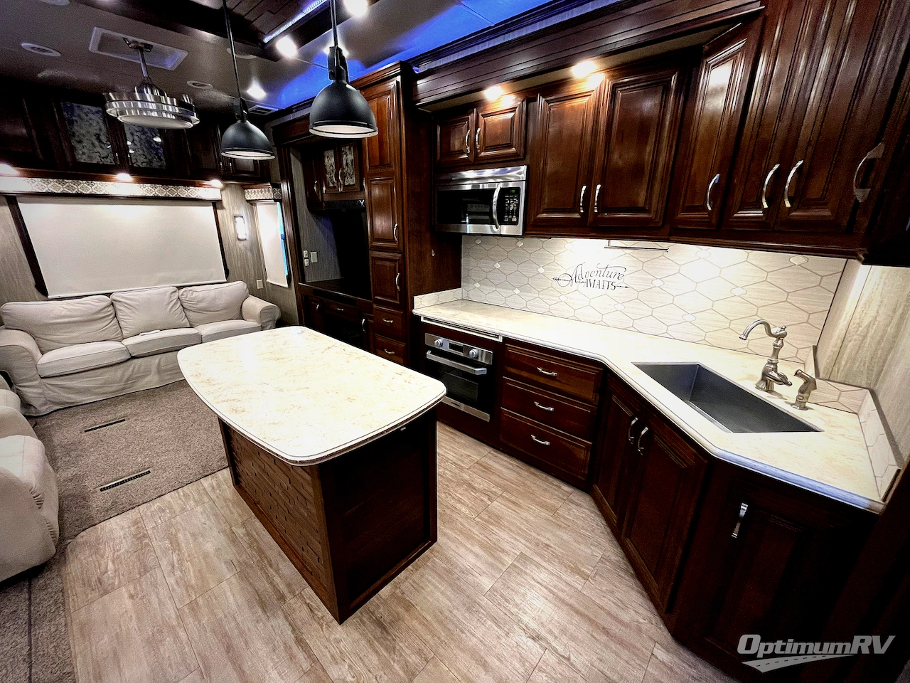 2017 DRV Luxury Suites Mobile Suites Aire MSA 40 Photo 6