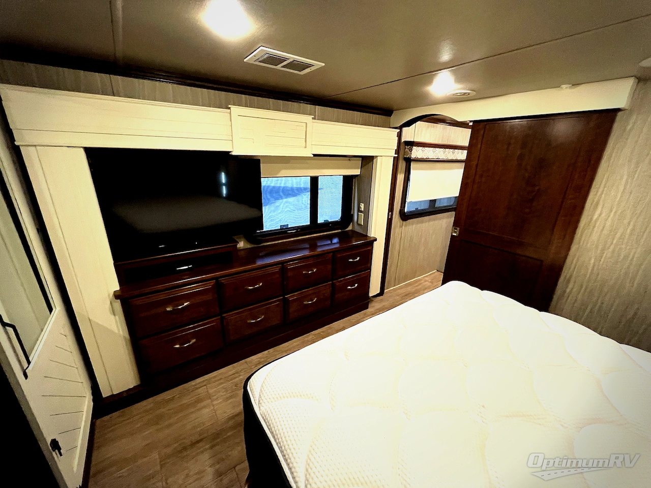 2017 DRV Luxury Suites Mobile Suites Aire MSA 40 Photo 27