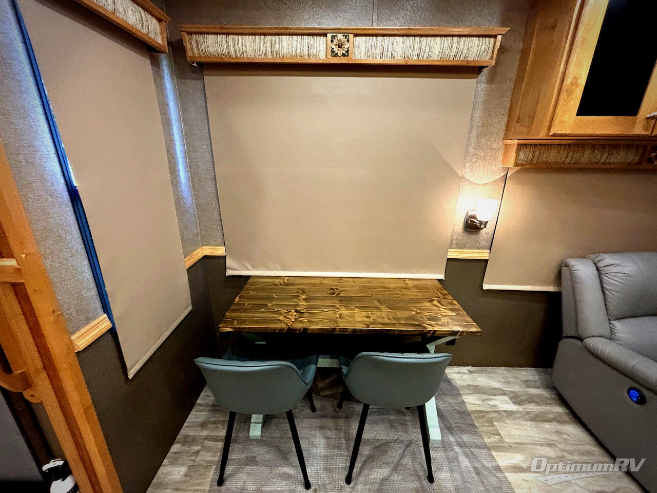 2019 VanLeigh Vilano 370GB Photo 15