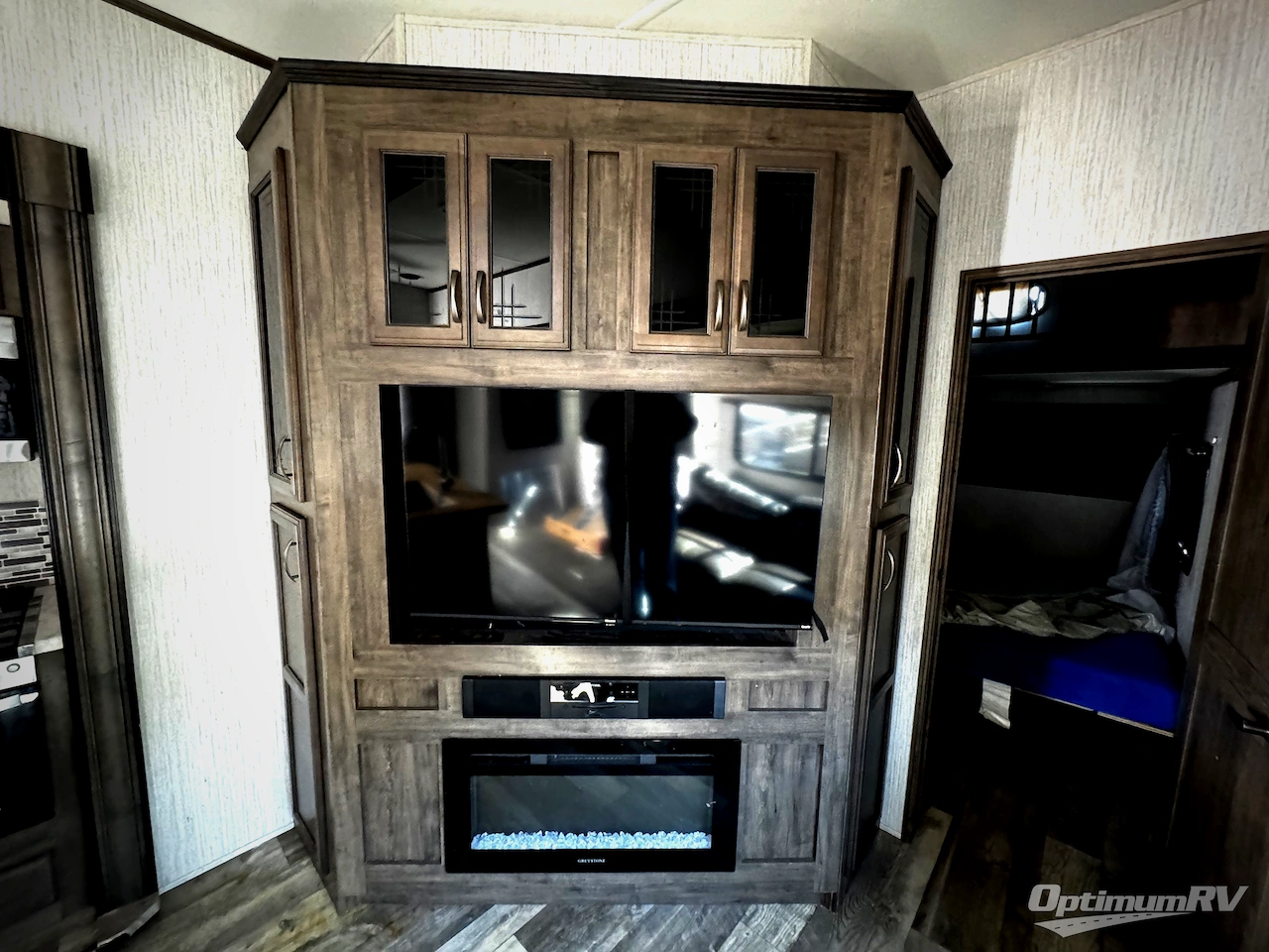 2021 Forest River Sandpiper C-Class 3440BH Photo 6