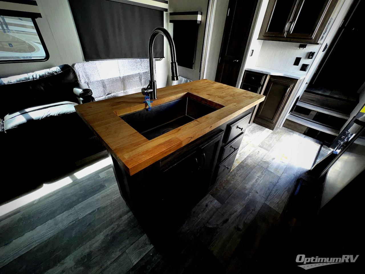 2021 Forest River Sandpiper C-Class 3440BH Photo 14