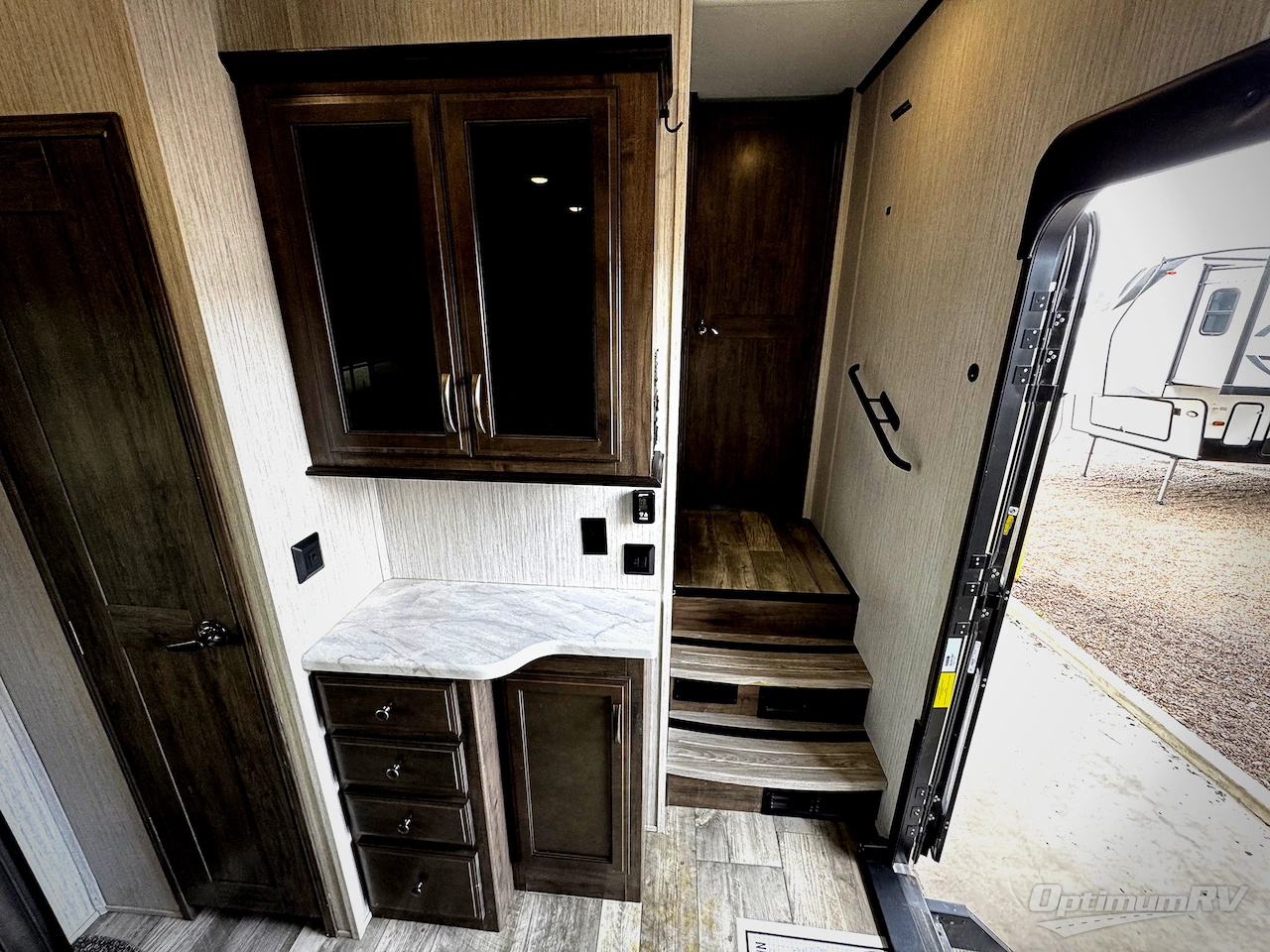 2021 Forest River Sandpiper C-Class 3440BH Photo 7