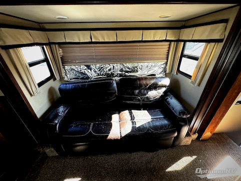 2016 Grand Design Solitude 379FL RV Photo 2