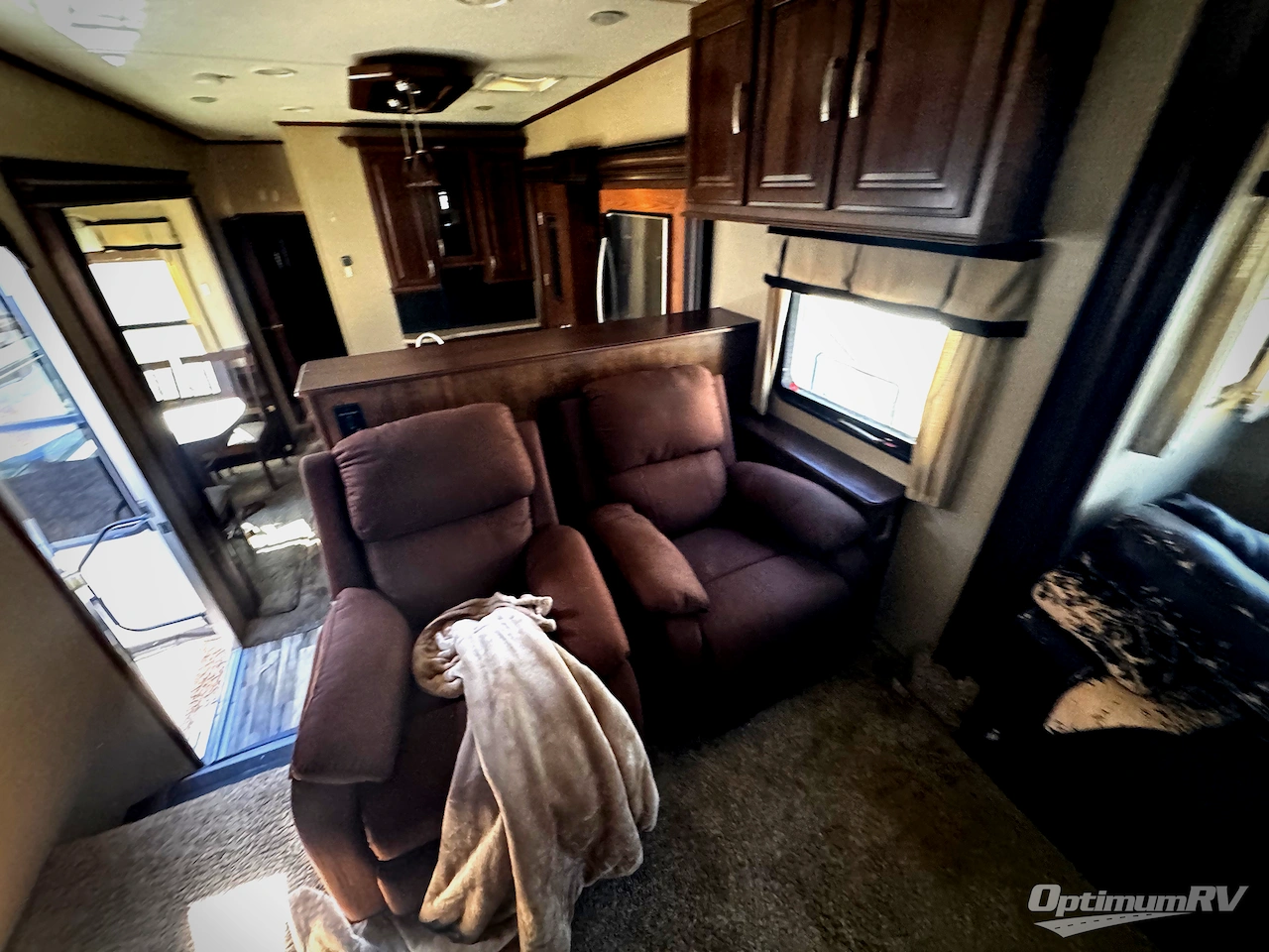2016 Grand Design Solitude 379FL Photo 6