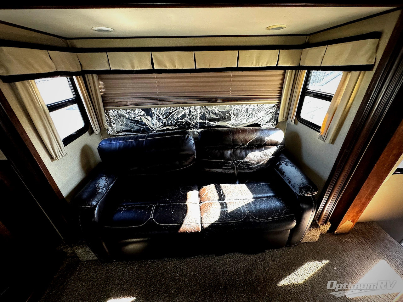 2016 Grand Design Solitude 379FL Photo 7
