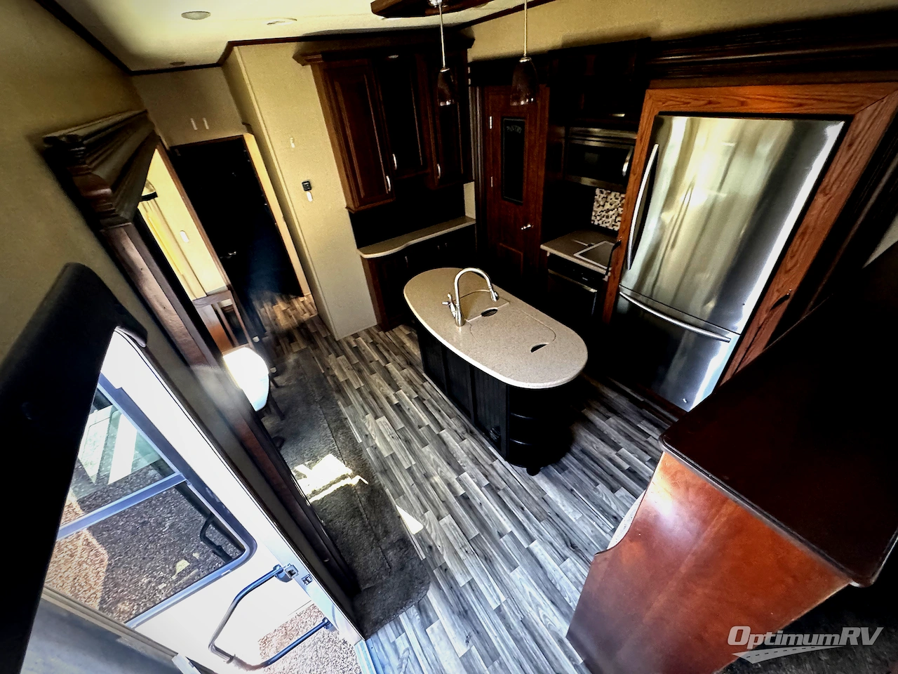 2016 Grand Design Solitude 379FL Photo 8