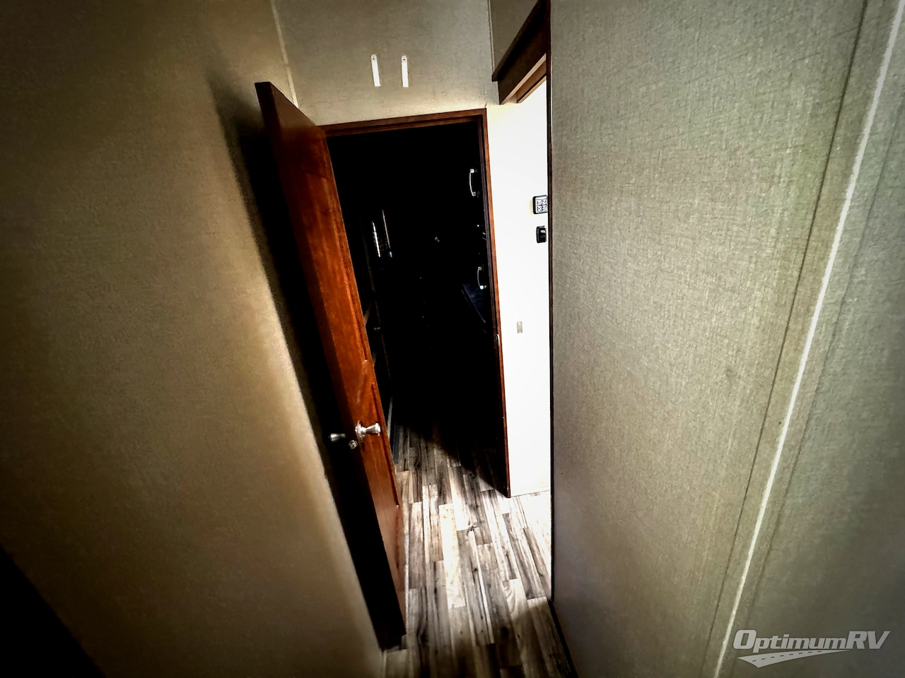 2016 Grand Design Solitude 379FL Photo 16