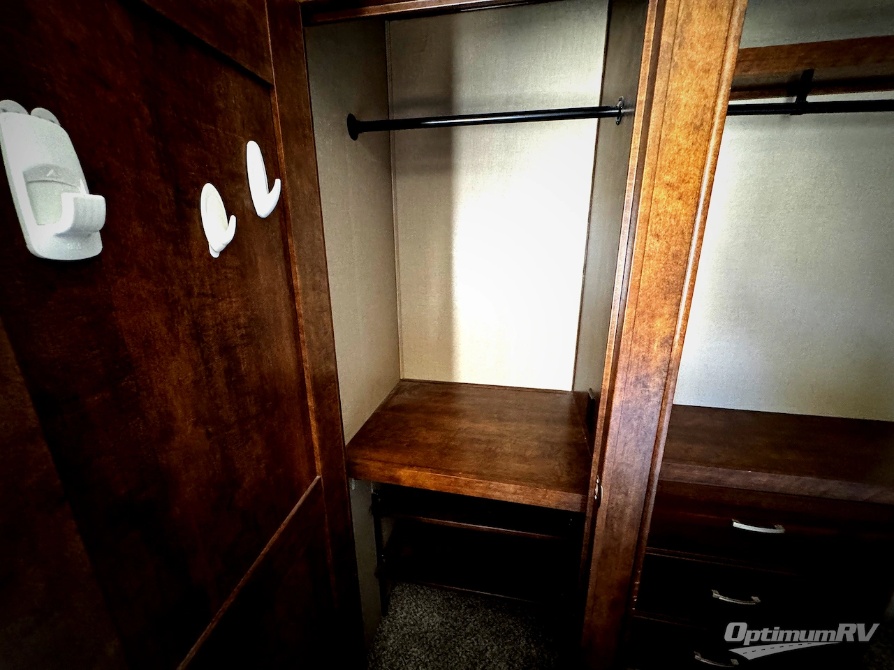 2016 Grand Design Solitude 379FL Photo 21