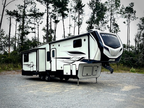 Used 2023 Keystone Montana High Country 311RD Featured Photo