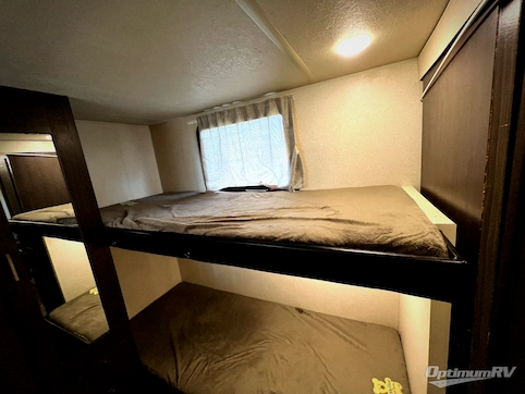 2019 Forest River Wildwood X-Lite 282QBXL RV Photo 4