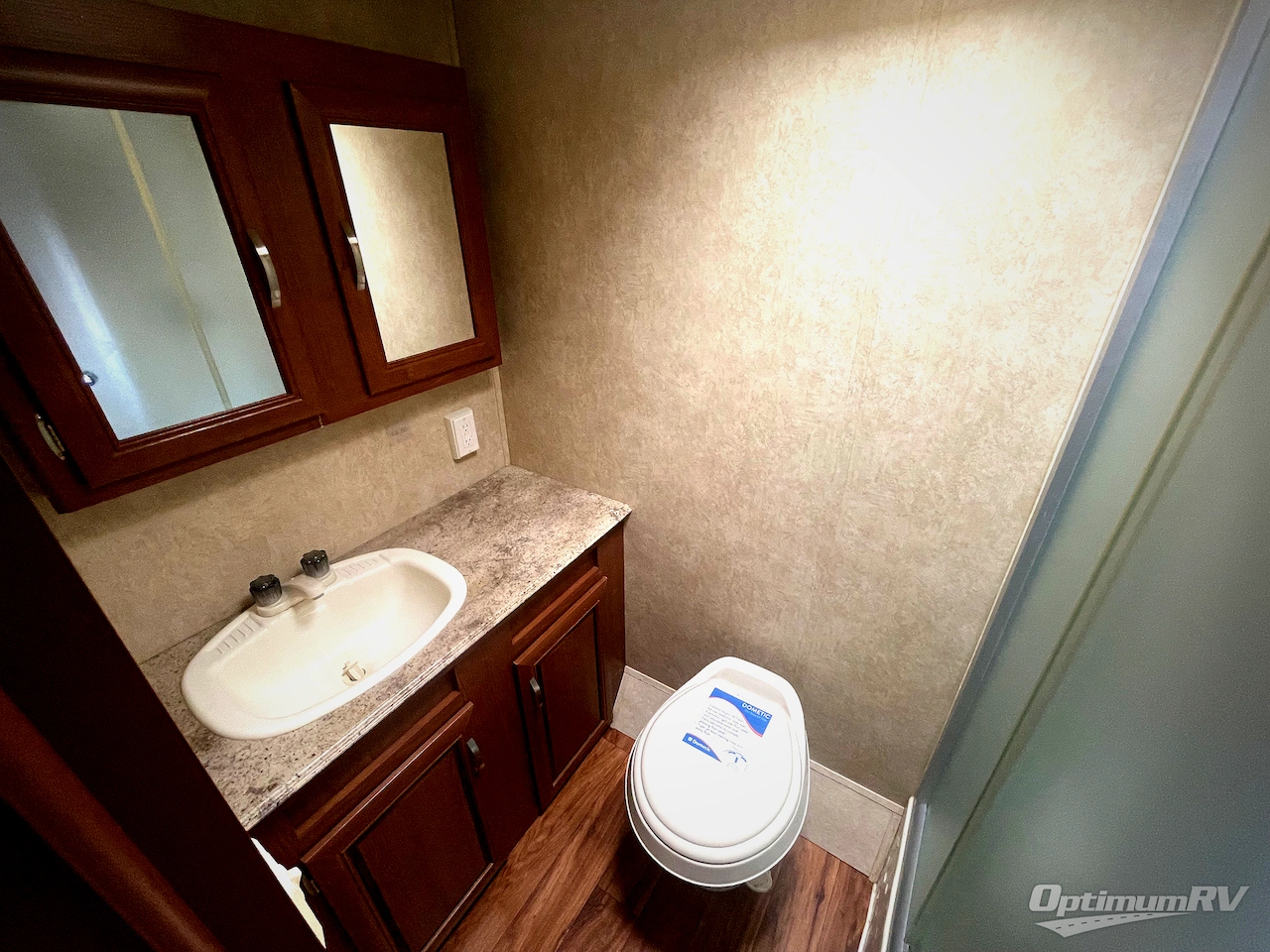 2016 Forest River Wildwood X-Lite 241QBXL Photo 15