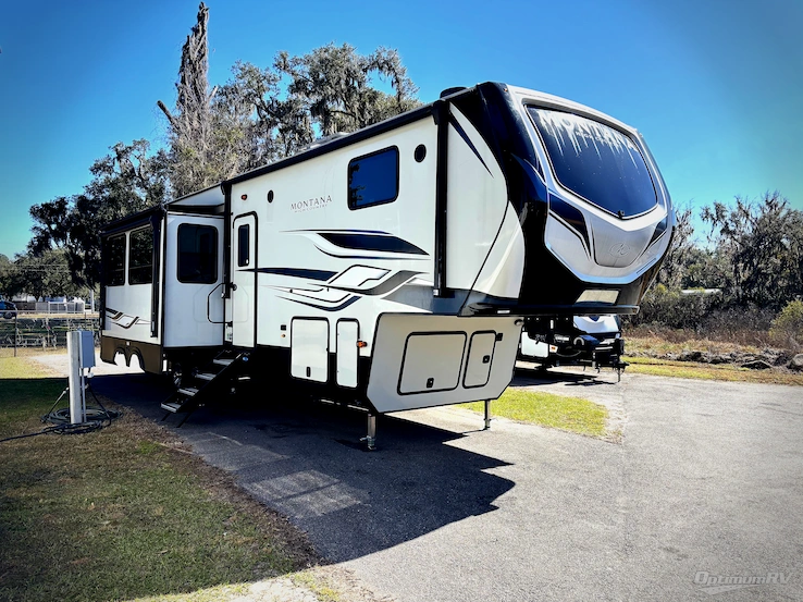 2023 Keystone Montana High Country 351BH RV Photo 1