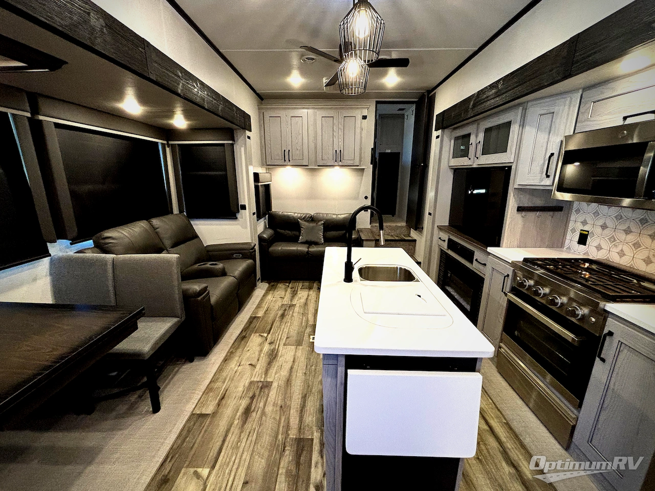 2023 Keystone Montana High Country 351BH Photo 4