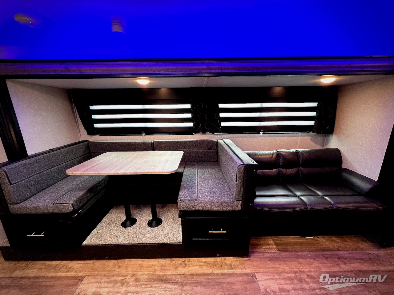 2022 Forest River Cherokee Grey Wolf 27DBH Photo 14