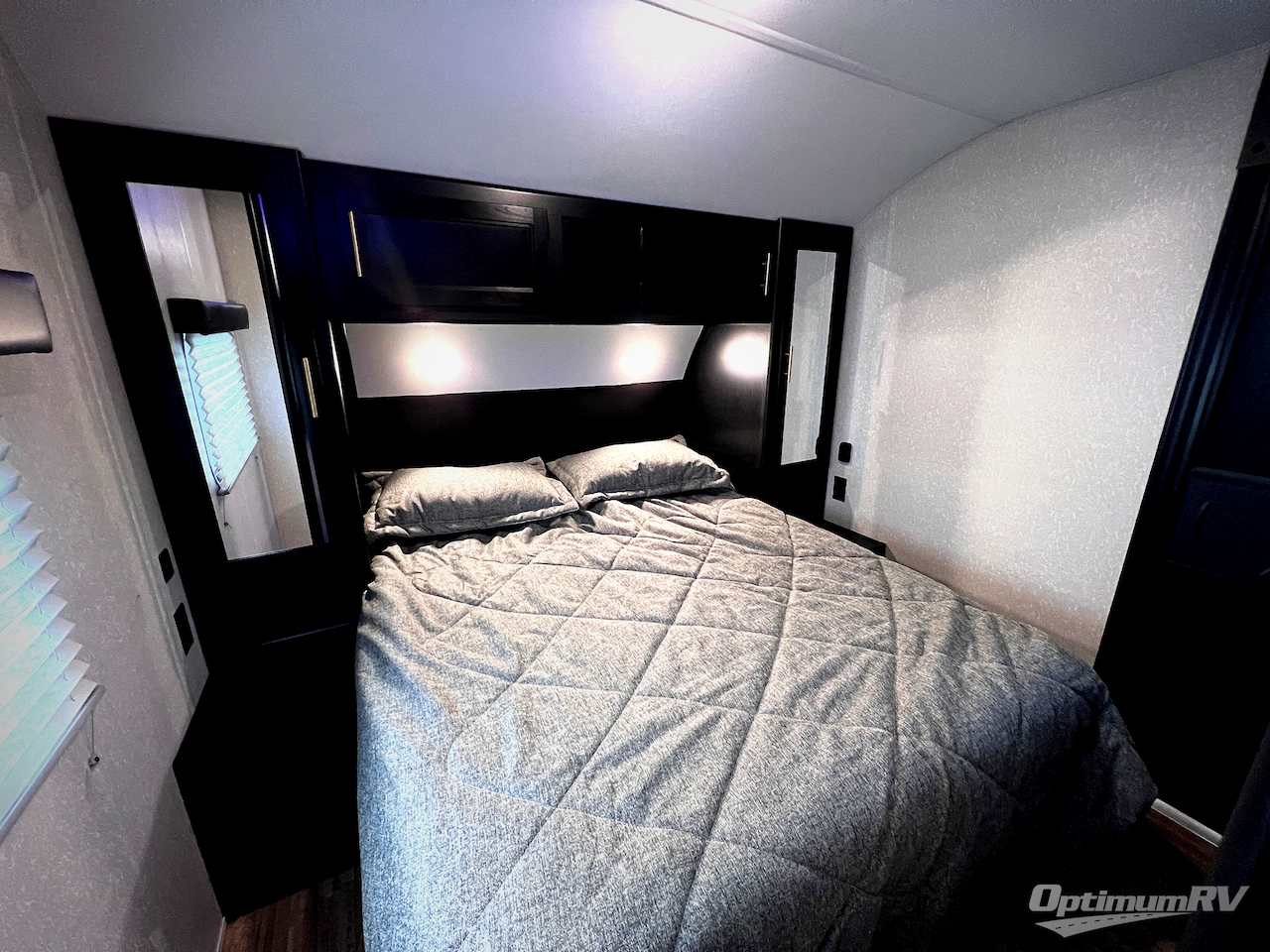 2022 Forest River Cherokee Grey Wolf 27DBH Photo 35