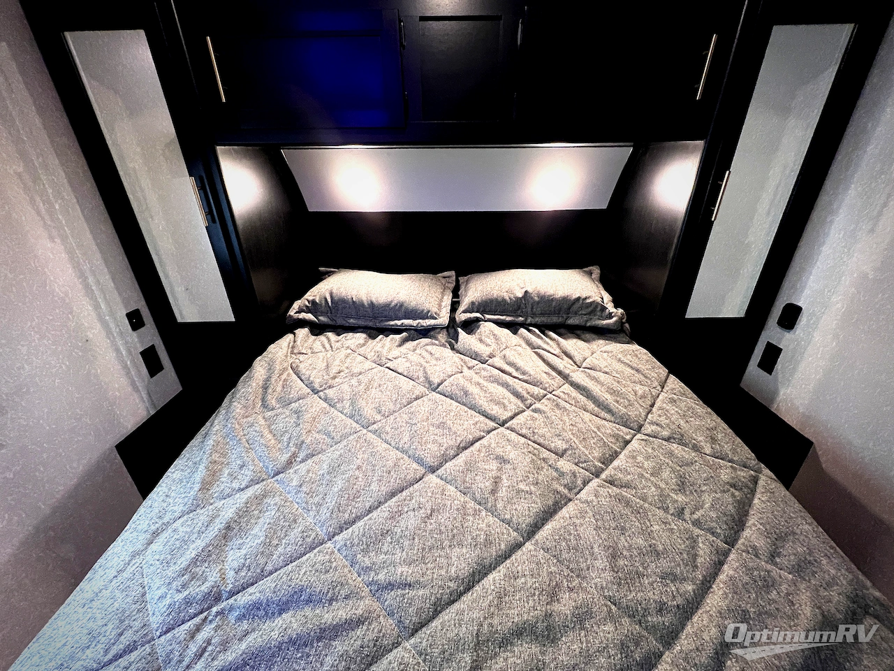 2022 Forest River Cherokee Grey Wolf 27DBH Photo 36