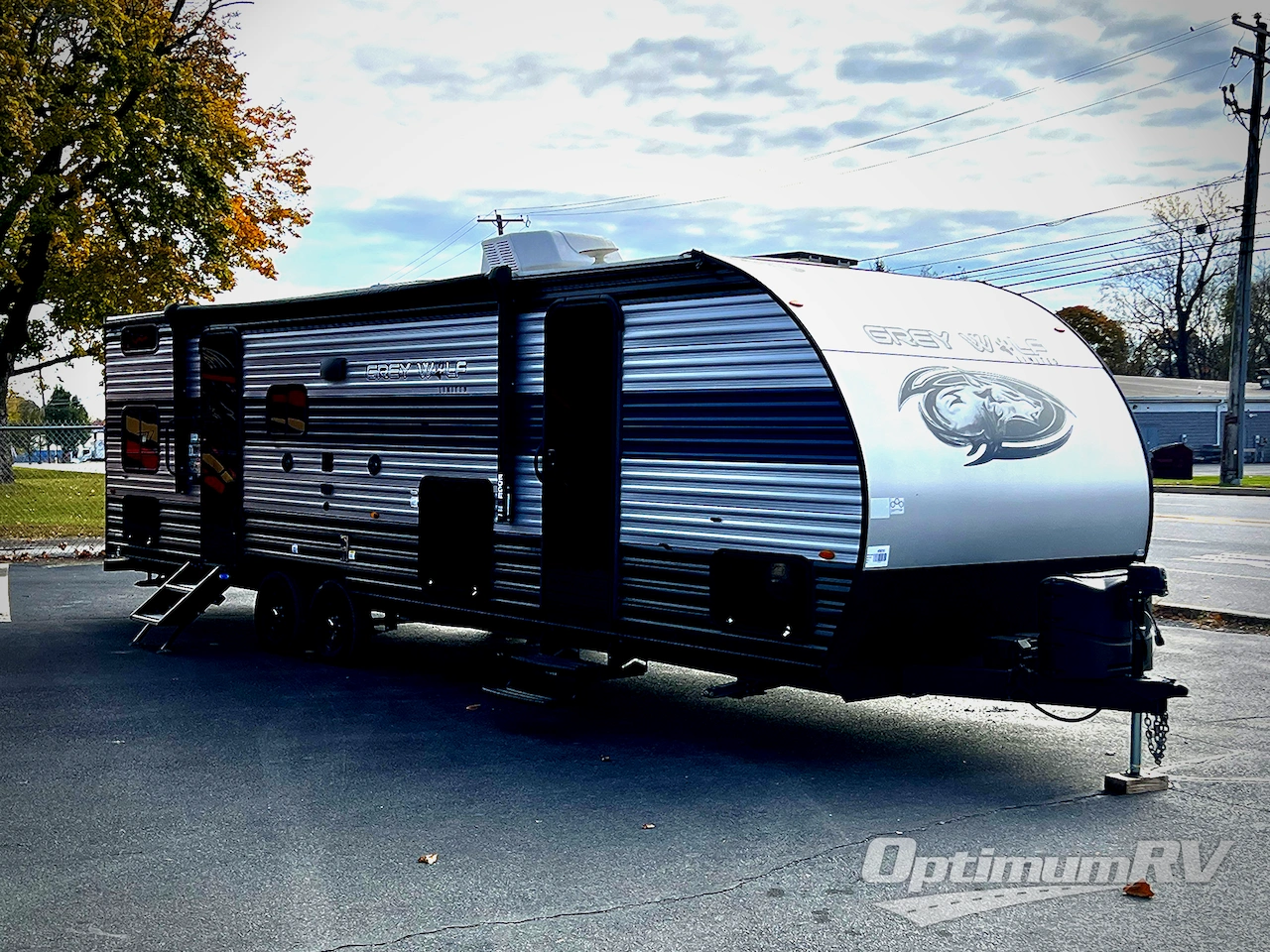 2022 Forest River Cherokee Grey Wolf 27DBH Photo 1