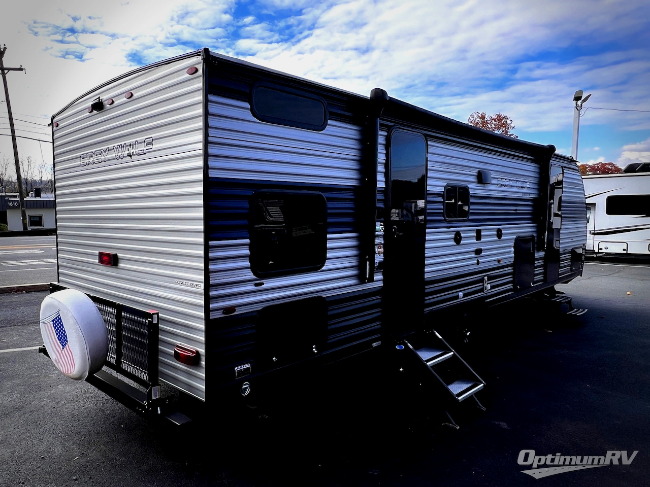 2022 Forest River Cherokee Grey Wolf 27DBH Photo 2