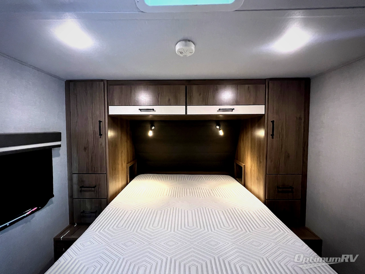 2023 Grand Design Imagine XLS 23LDE Photo 21