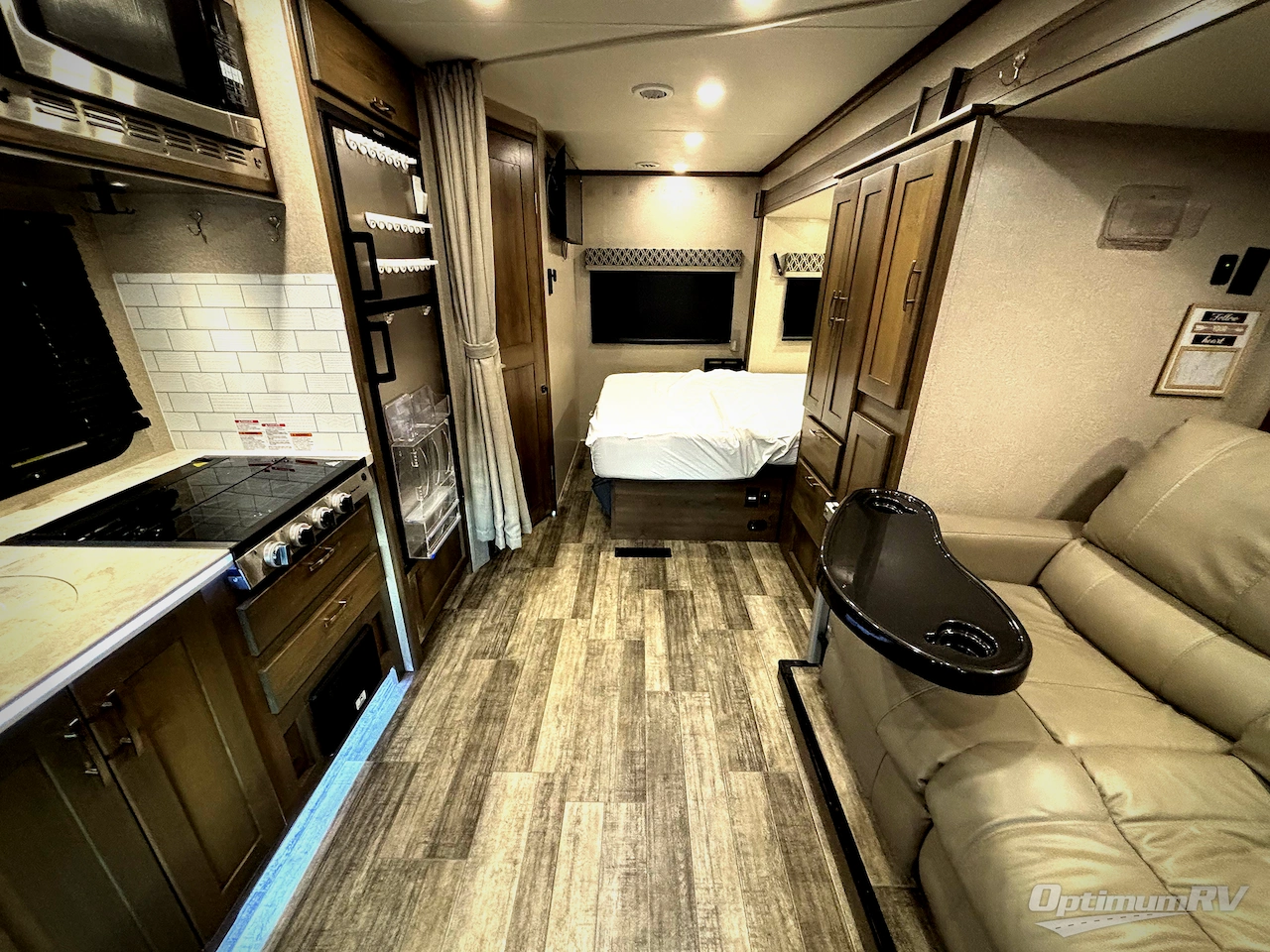 2020 Mercedes Benz Sprinter photo 4