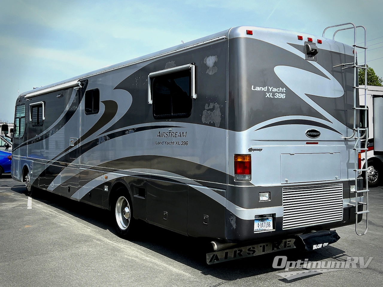 2002 Airstream Land Yacht XL XL Photo 3