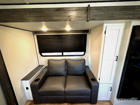 2023 Keystone Hideout 25BHS RV Photo 4