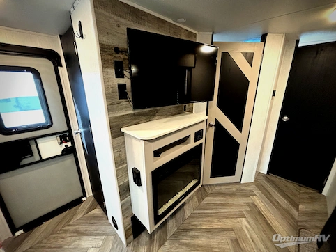 2023 Heartland Mallard 267FK RV Photo 4