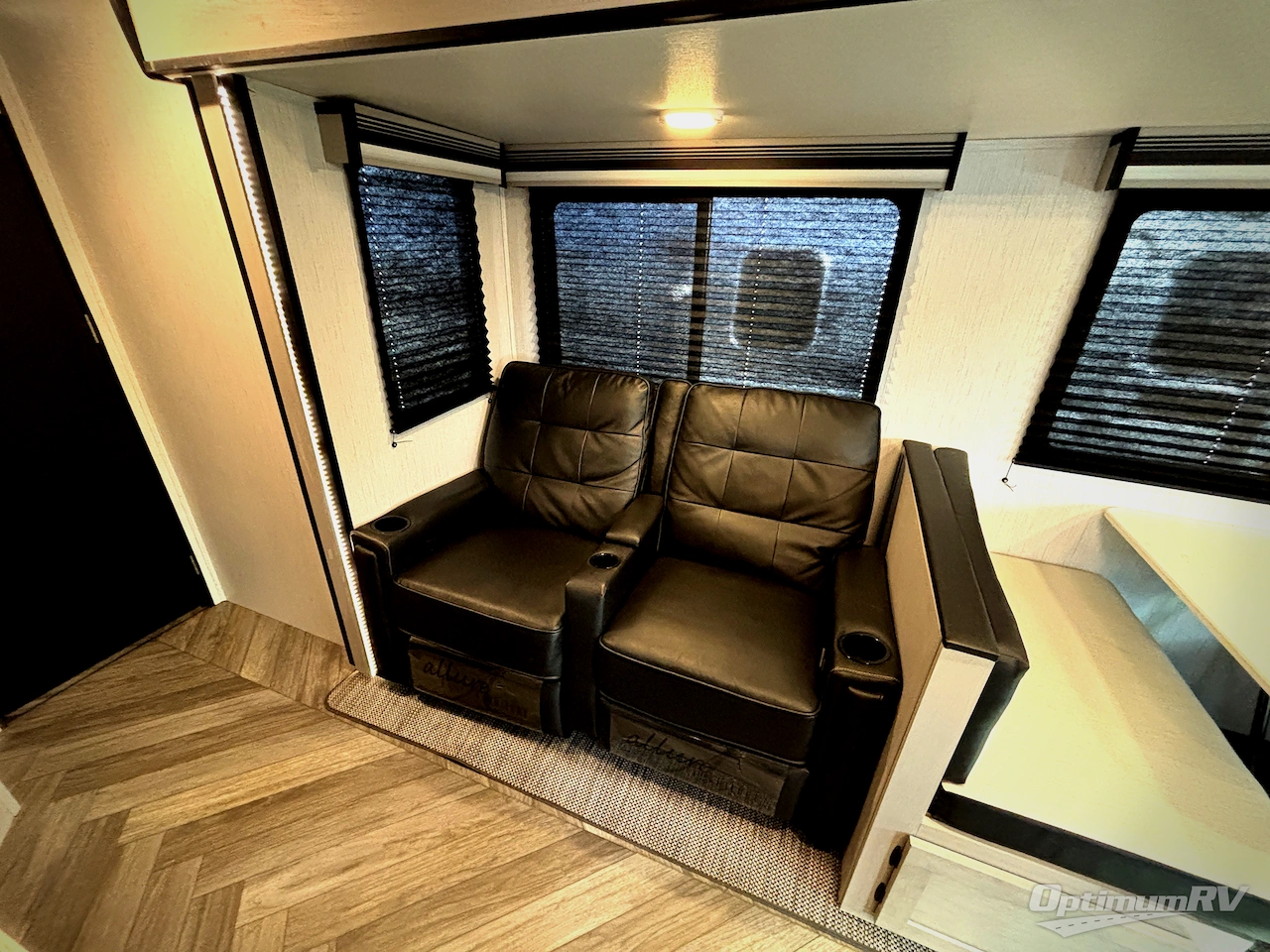 2023 Heartland Mallard 267FK Photo 6