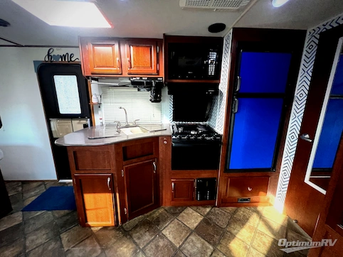 2015 EverGreen RV i-Go G220RB RV Photo 3