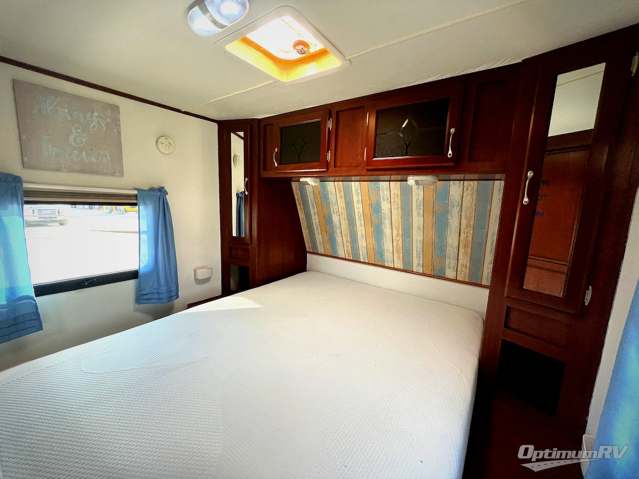 2015 EverGreen RV i-Go G220RB Photo 13
