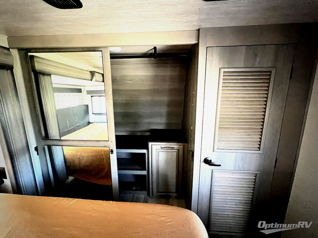 2021 Keystone Montana 3231CK Photo 16