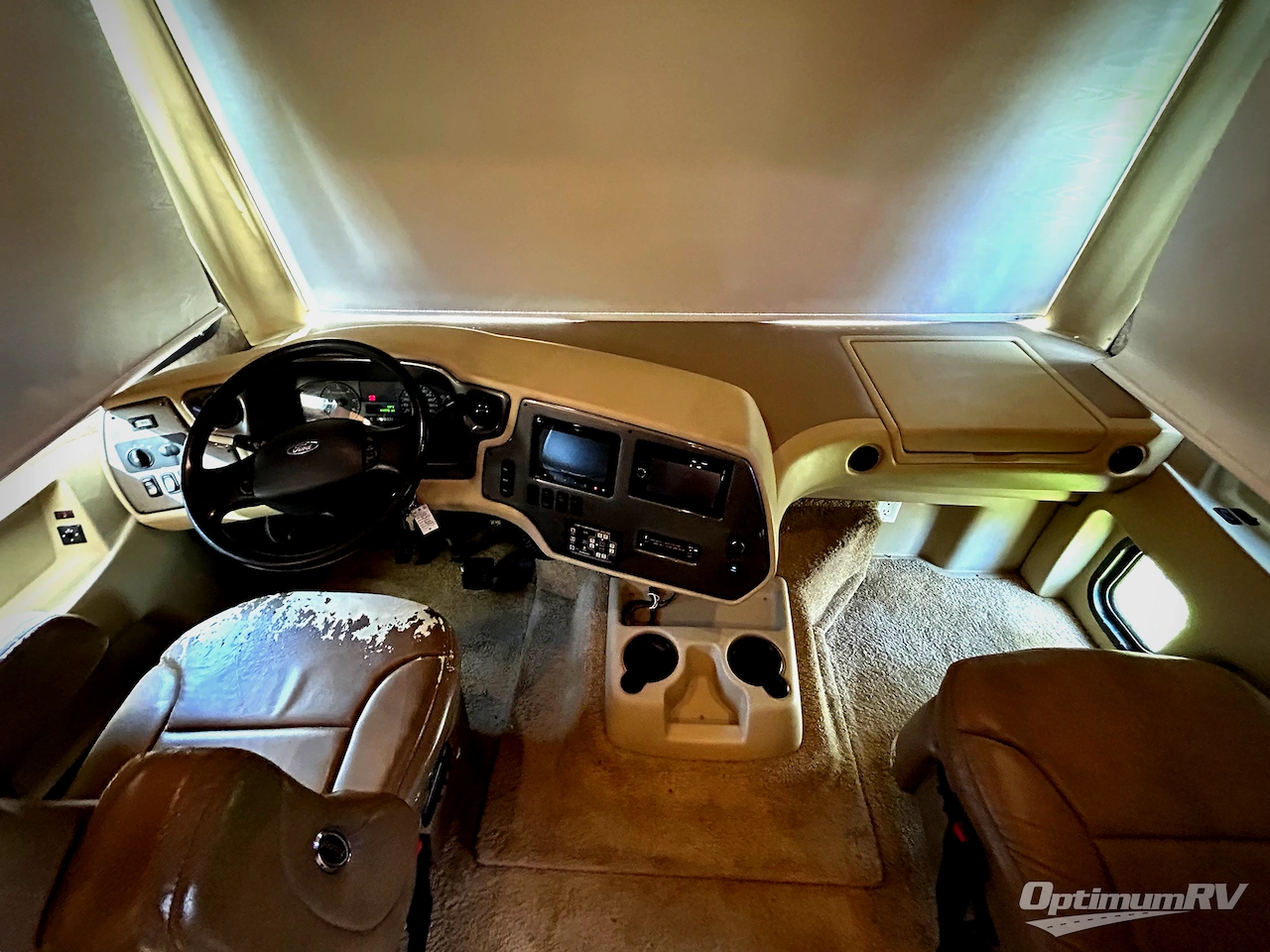 2014 Tiffin Allegro 36 LA Photo 6