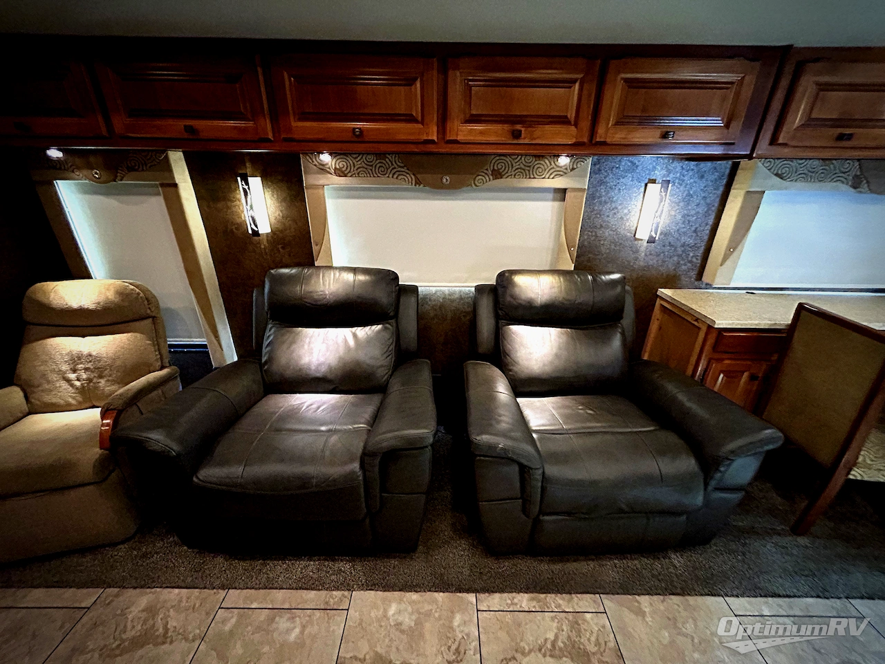 2014 Tiffin Allegro 36 LA Photo 10