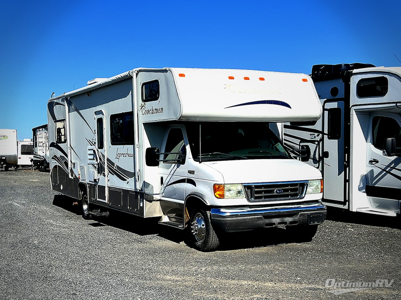 2005 Coachmen Leprechaun 307 Photo 1
