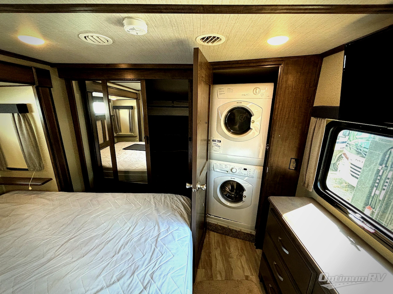 2020 Grand Design Solitude 377MBS Photo 15
