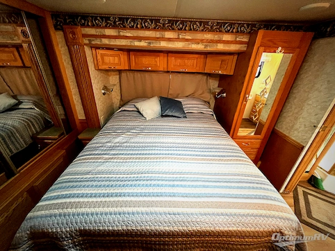 2003 Newmar Dutch Star 4005 RV Photo 4