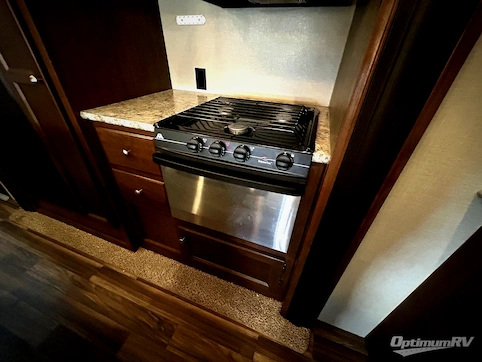 2017 Keystone Hideout 298BHDS RV Photo 3